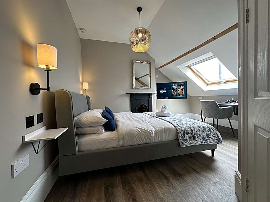 Number One Hundred Bed And Breakfast