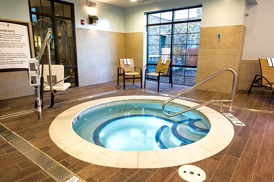 Staybridge Suites Latham By IHG