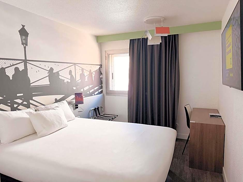 Ibis Styles Paris Tolbiac Bibliotheque