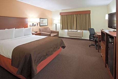 1 queen bed, mobility accessible room, non-smoking