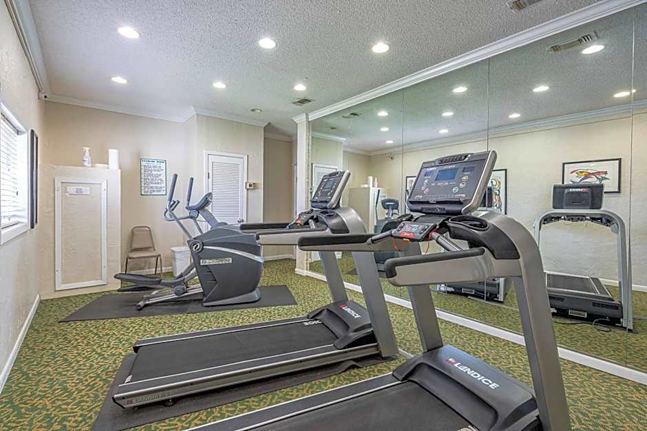 Club Destin Condos
