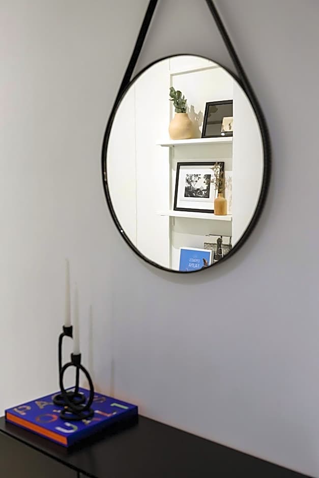 Apartamento Moderno a 300 m da Praia do Leblon