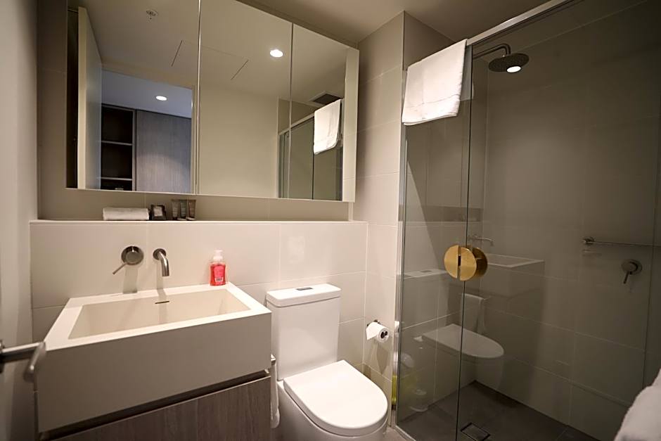 Realm Apartments by CLLIX