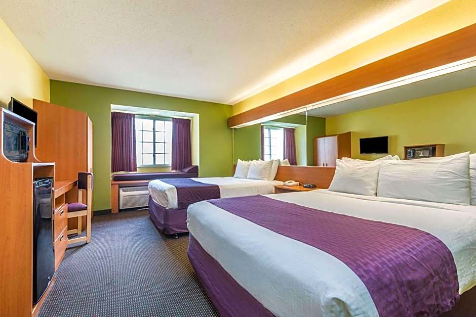 Microtel Inn & Suites By Wyndham Auburn