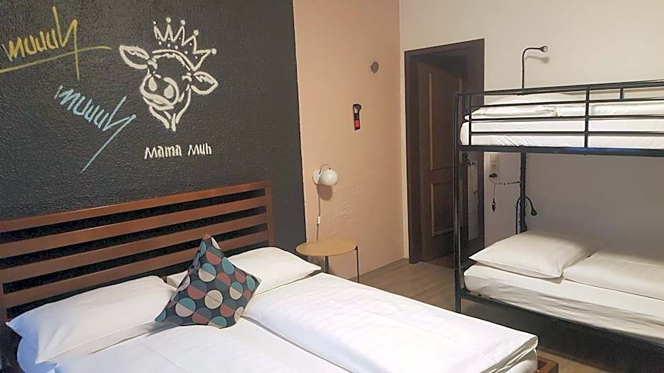 Mama Muh Self-Check-in