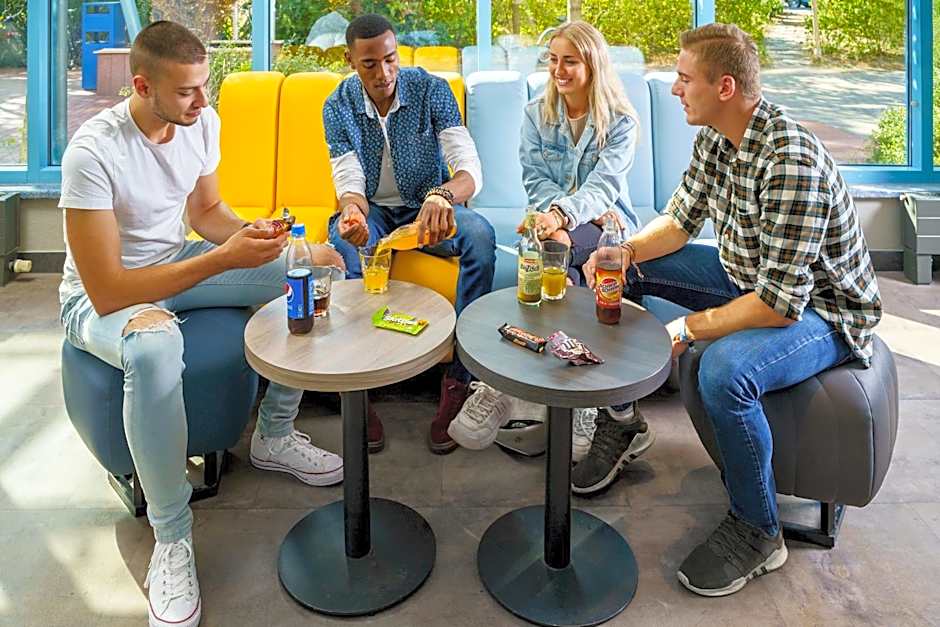 A&O Hamburg Hammer Kirche