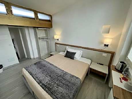Superior Double or Twin Room with City View