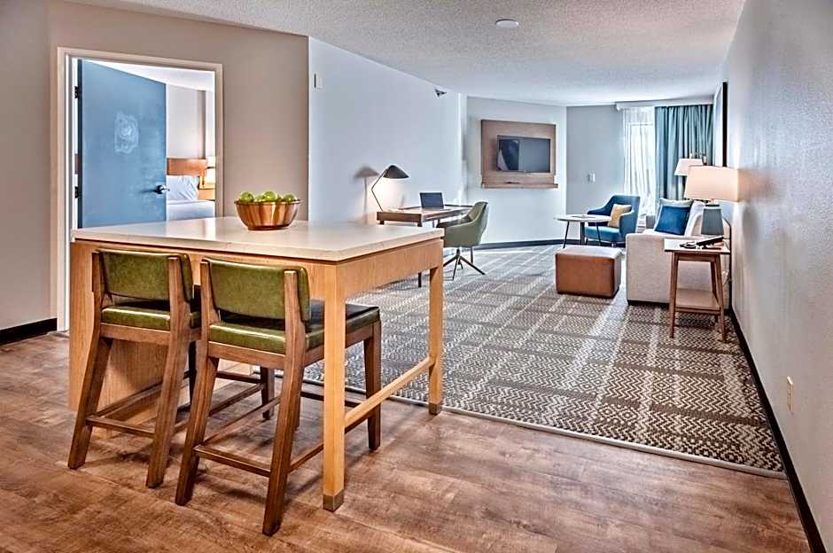 Staybridge Suites Cedar Rapids North By IHG