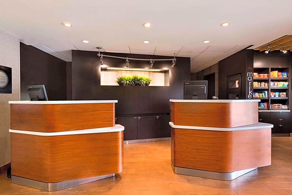 Courtyard by Marriott Akron Fairlawn