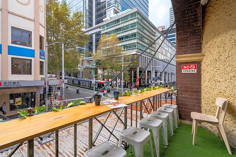 Tequila Sunrise Hostel Sydney