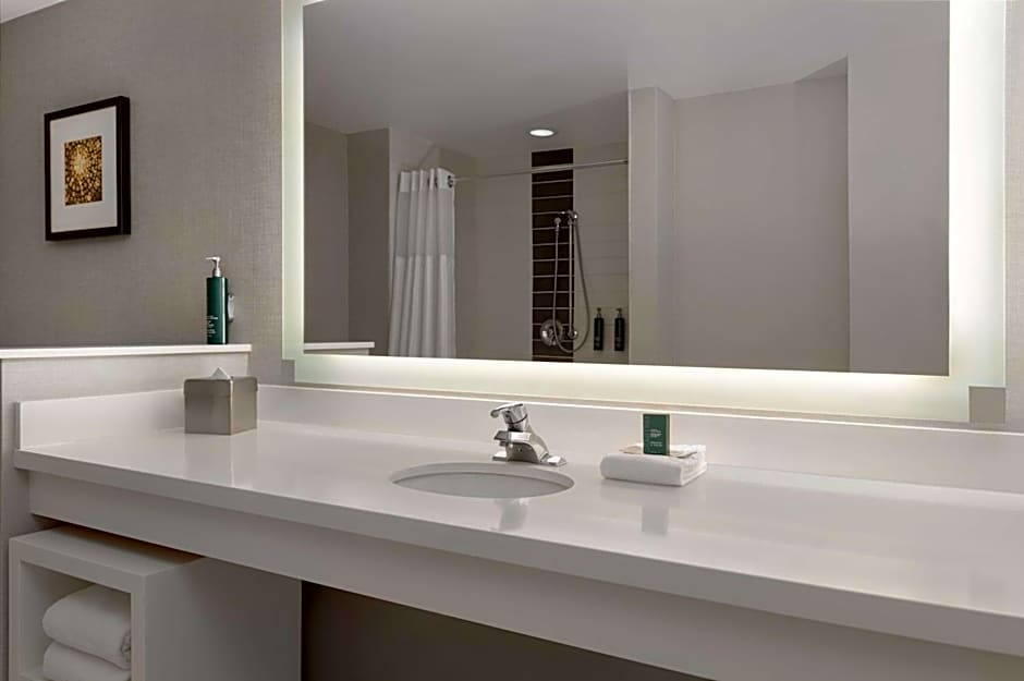 DoubleTree by Hilton Las Vegas East Flamingo