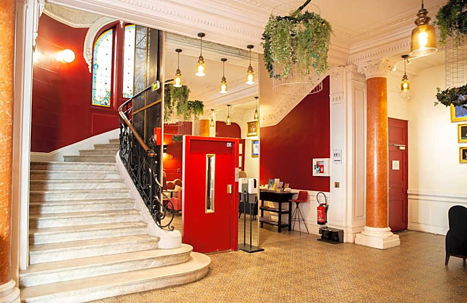 Grand Hotel Du Midi Chateaux & Hotels Collection