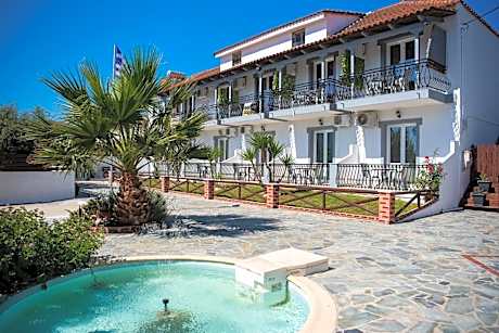 Kolevri Studios - 650m from Laganas Center, by ZanteWize