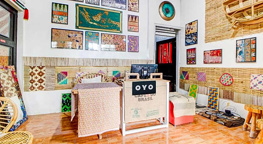 OYO 91601 Double-Degree Syariah (Female & Family)