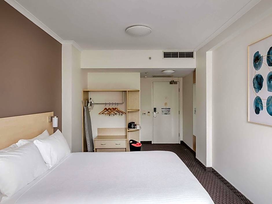 Hotel Ibis Sydney Olympic Park