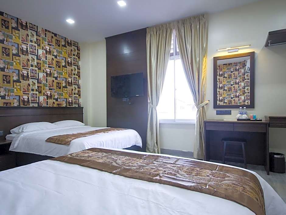 Islander Lodge by LWE