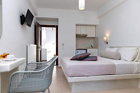 Naxos Central Room Superior Double Room Balcony 200M From St, George Beach City Views Saint George