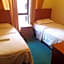 Homestay Marina Court Resort