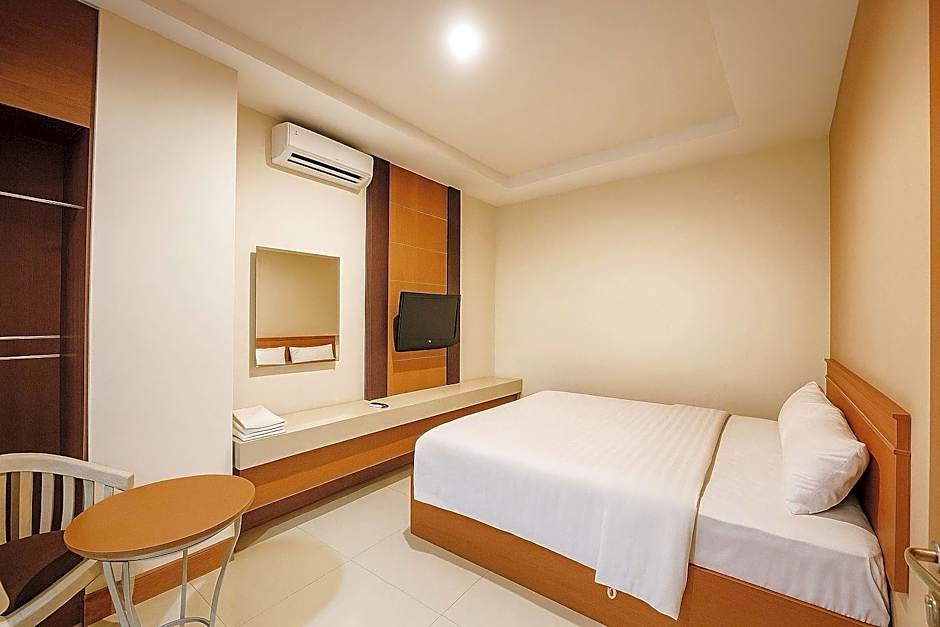 Plaza Hotel Tegal
