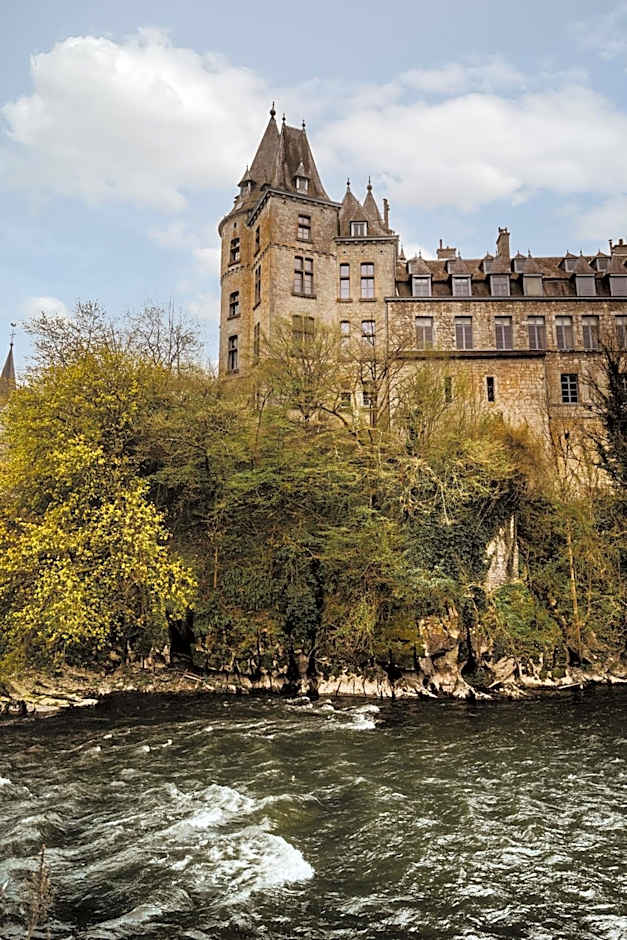 Hôtel Le Sanglier des Ardennes
