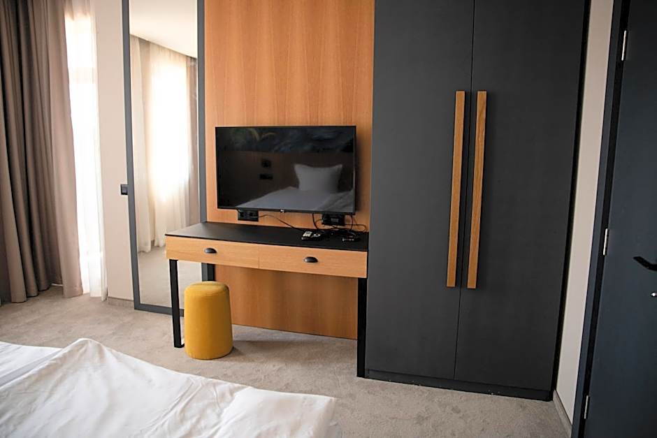 Saint Thomas Holiday Village