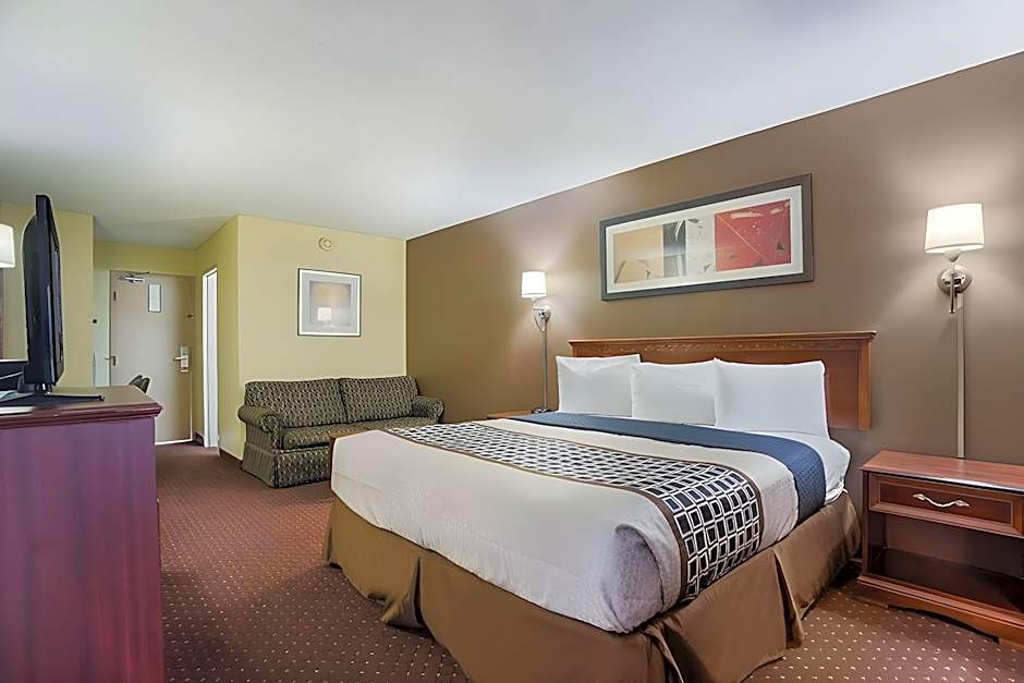 Americas Best Value Inn Tulsa at I-44