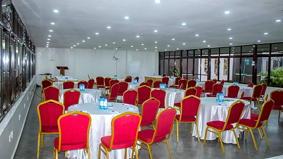 67 Airport Hotel Nairobi