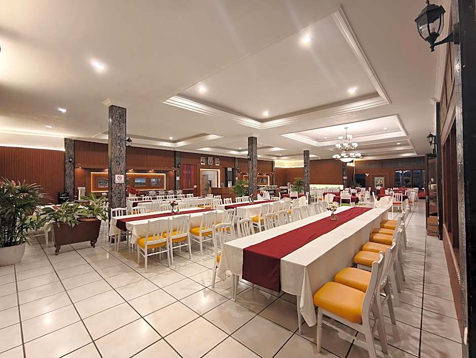 Toledo Inn