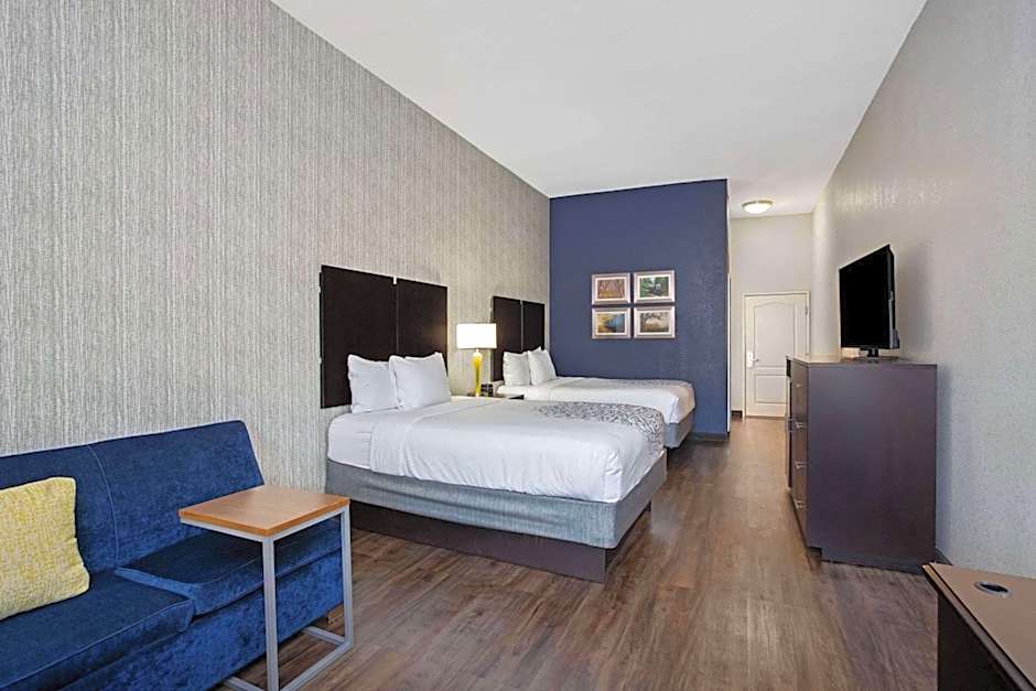 La Quinta Inn & Suites by Wyndham Palestine