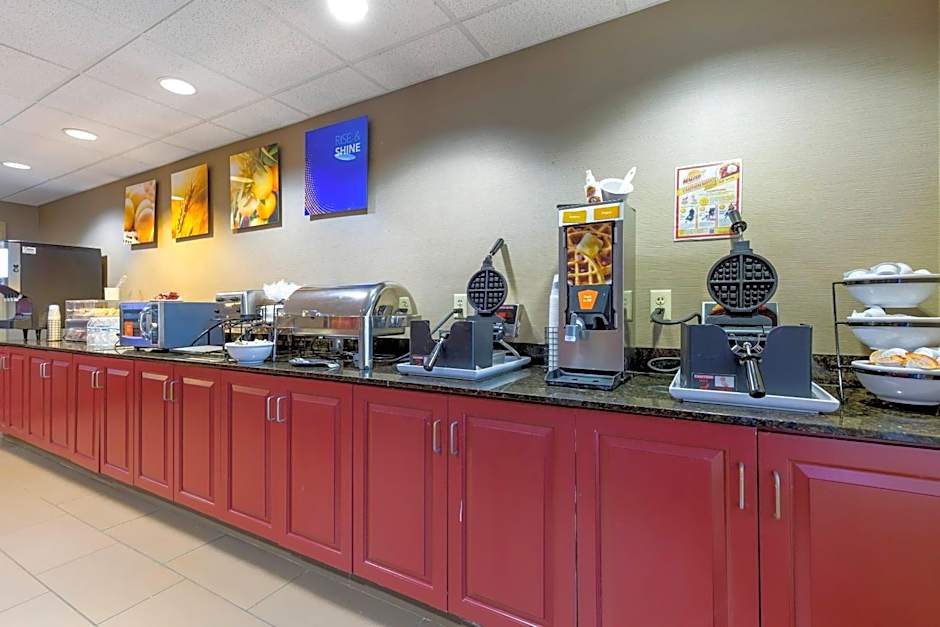 Comfort Inn & Suites Cambridge