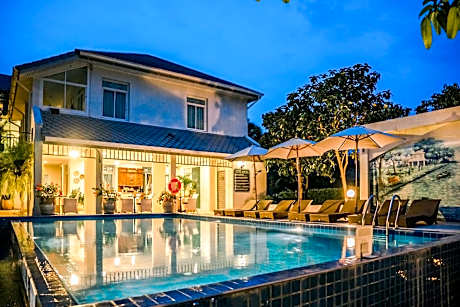 Villa Amphawa