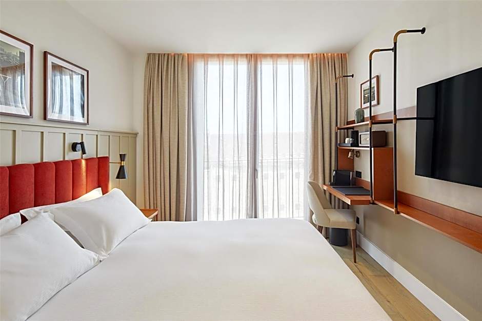 Via Sants Hotel Barcelona, Tapestry Collection by Hilton