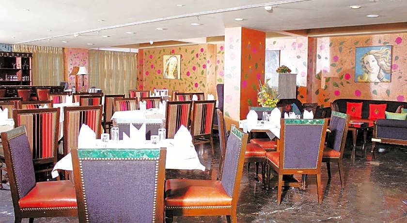 GIS SELECT BANJARA HILLS