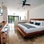 Casa del Jaguar Beach Hotel