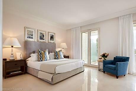 Deluxe Double Room with Terrace