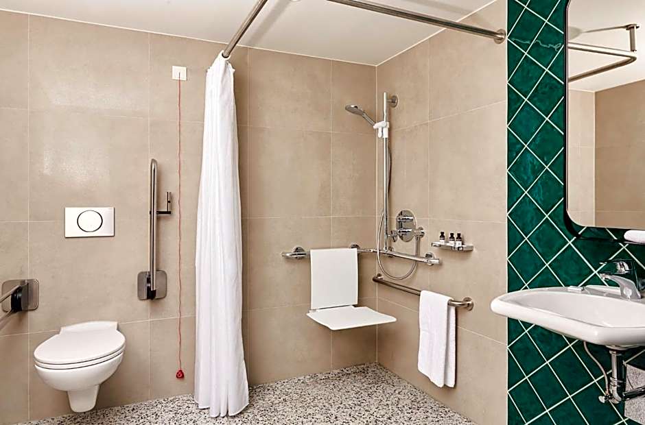 Hotel Indigo Berlin East Side Gallery By IHG