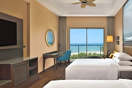 Deluxe Guest room, 2 Twin/Single Bed(s), Ocean view, Balcony with Early Check-in / Late Check-out on Availability