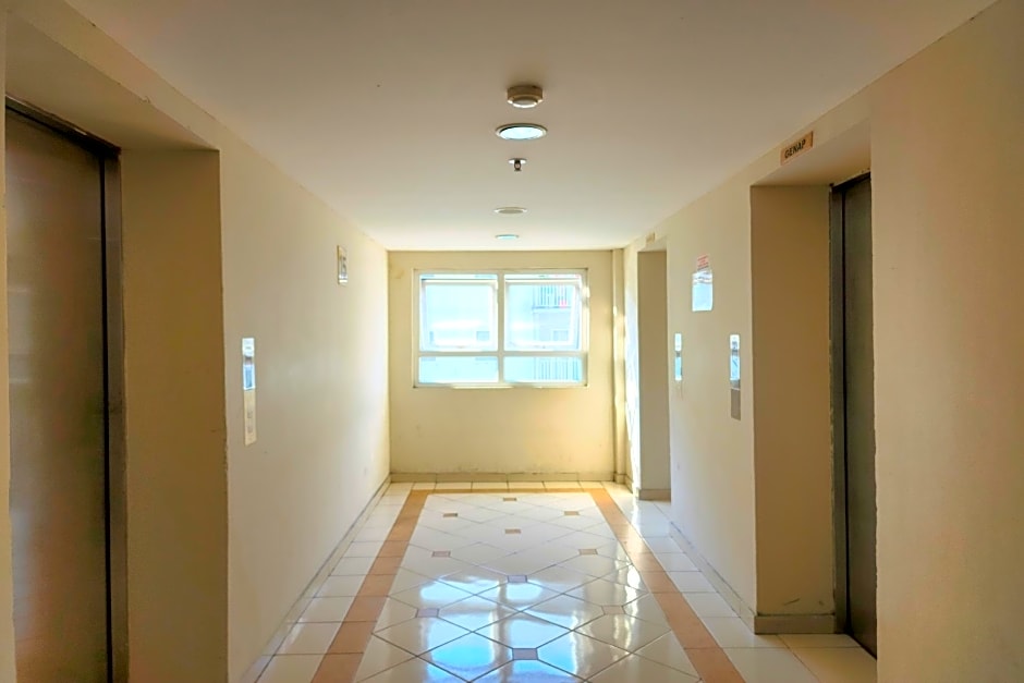 Queen Room 2 @ Grand Center Point Apartment