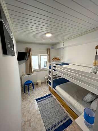 Mixed Dormitory Room