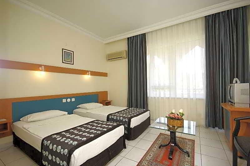 Aslan City Hotel
