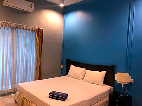 2nd Floor Standard Room A - Accessible by Stairs Only