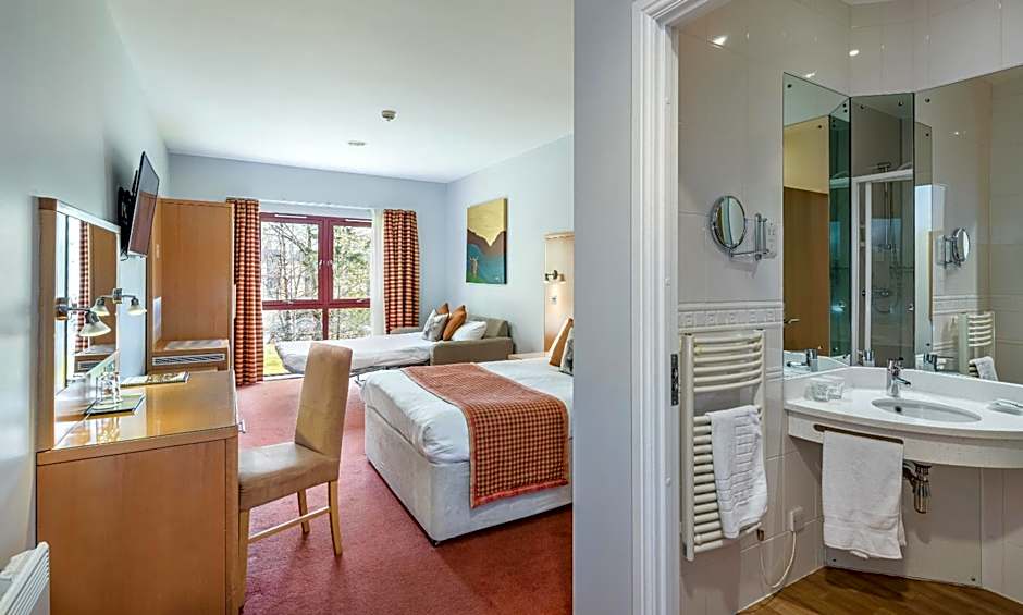 High Range Lodge Hotel