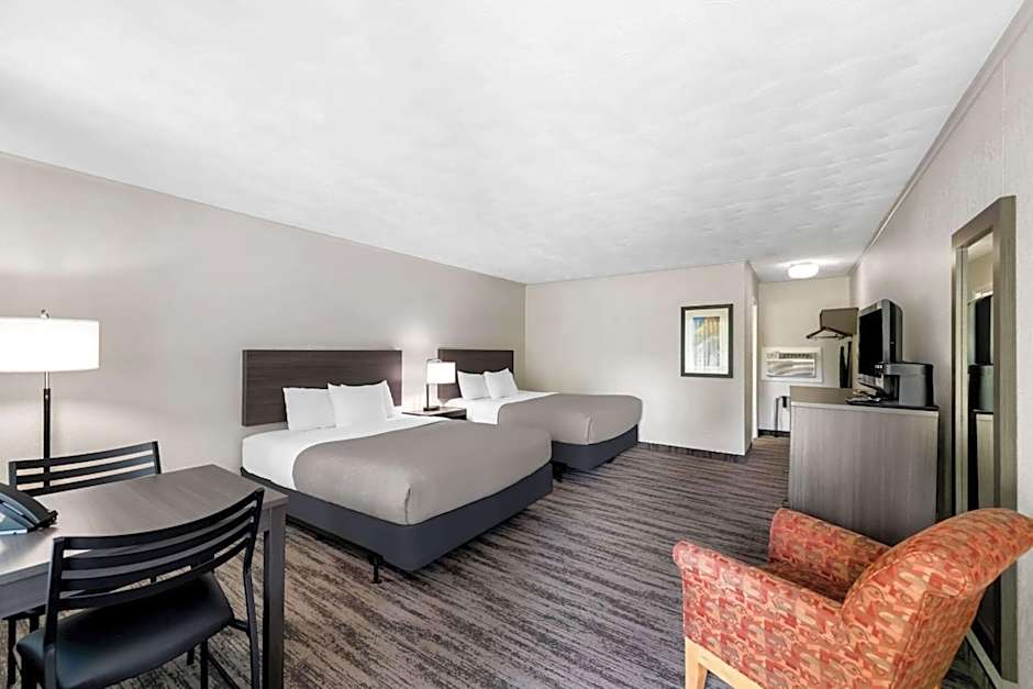 Quality Inn & Suites Munising