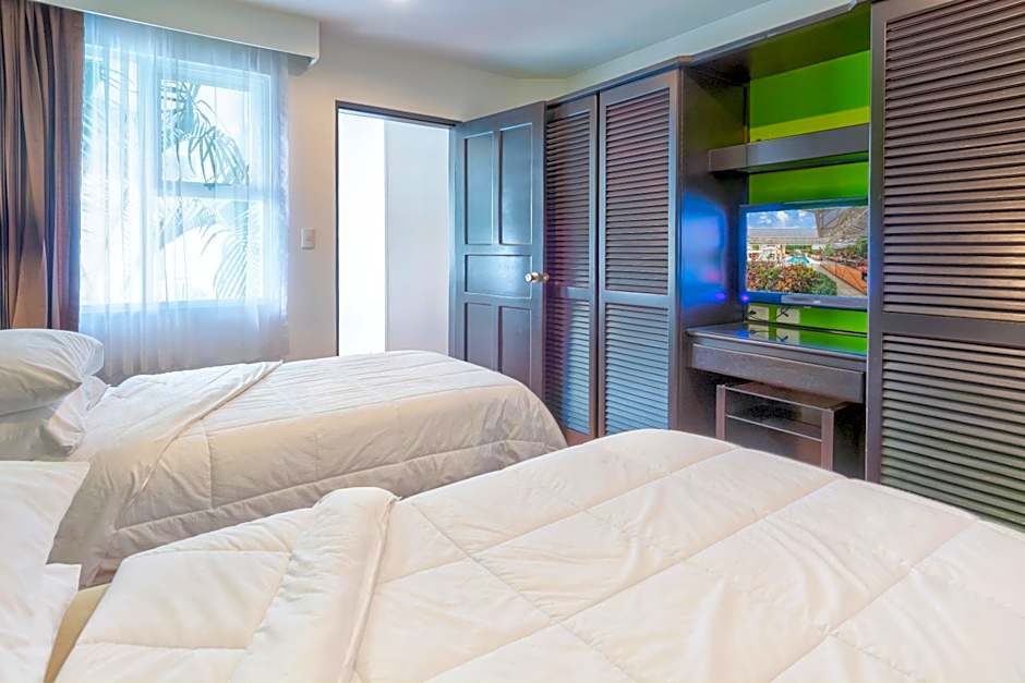 Hotel Residence Inn Suites Cristina