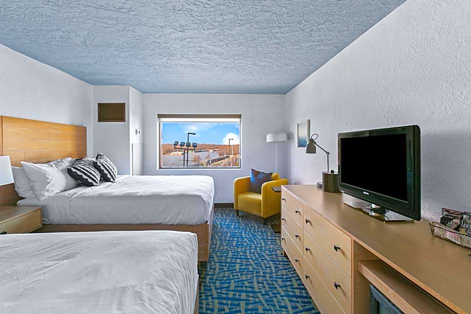 Mulberry, a Wyndham Hotel