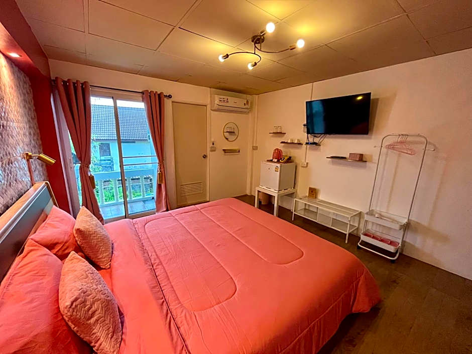 Dawnthaya Ayutthaya Art House บ้านดอนธยๅ อยุธยา