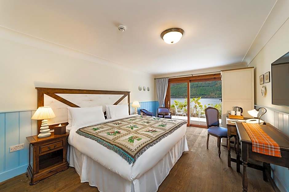 The Whispering Pine Lodge