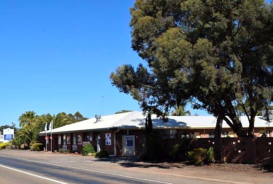 Roundhouse Motel