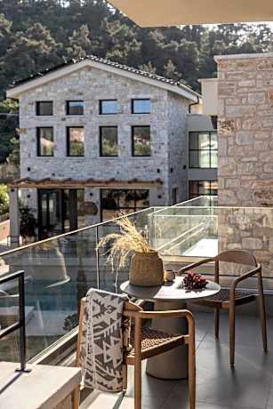 Nikoleta Hotel and Villas