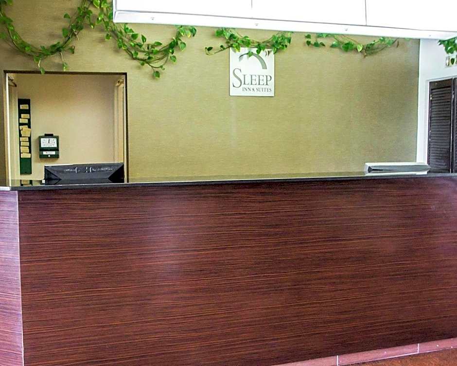 Sleep Inn & Suites Niantic North